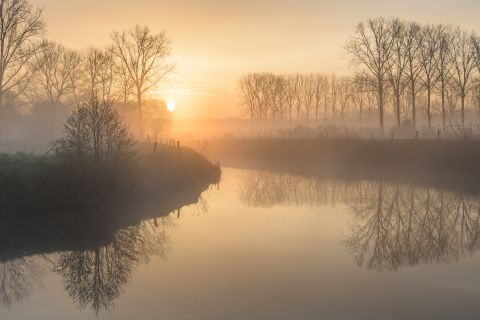 Zonsopgang boven de Dender